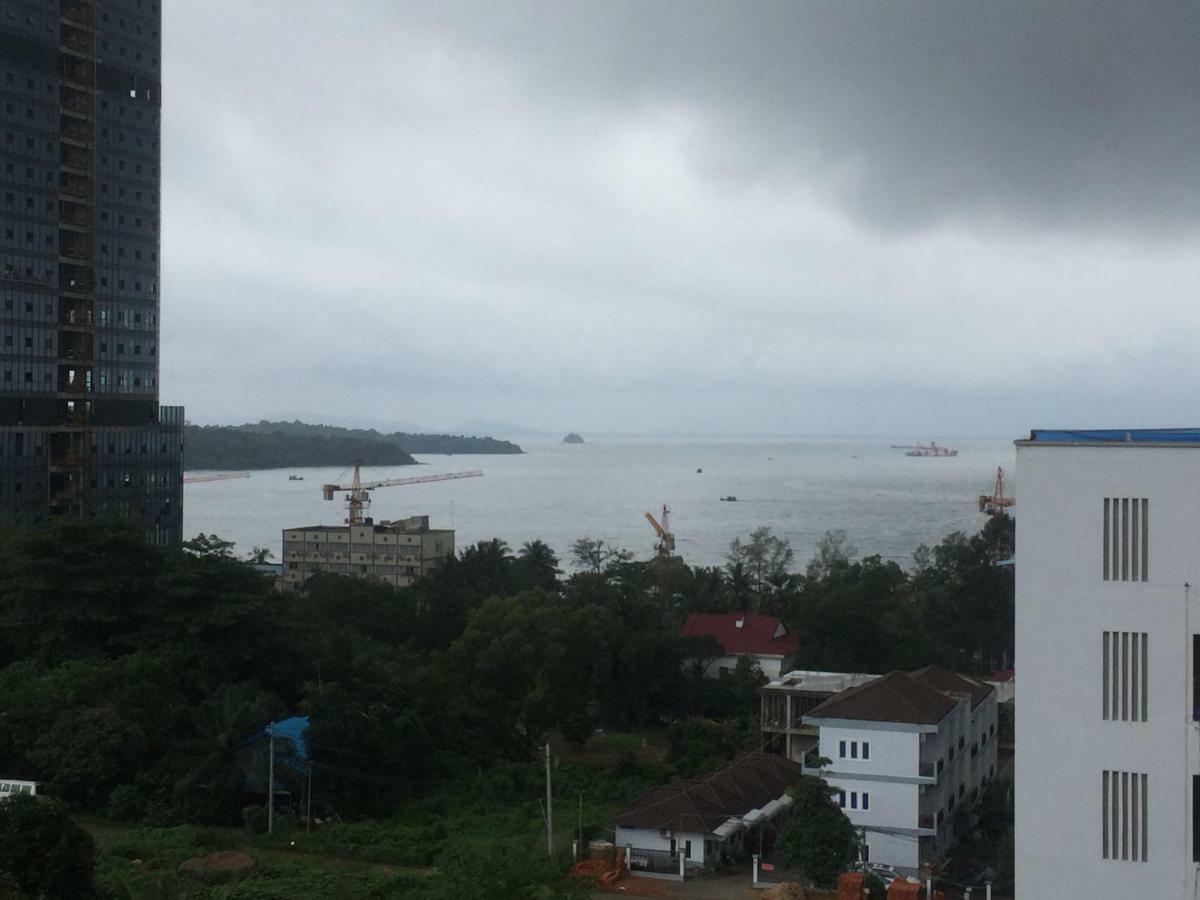 Golden Rooster Hotel Sihanoukville Esterno foto
