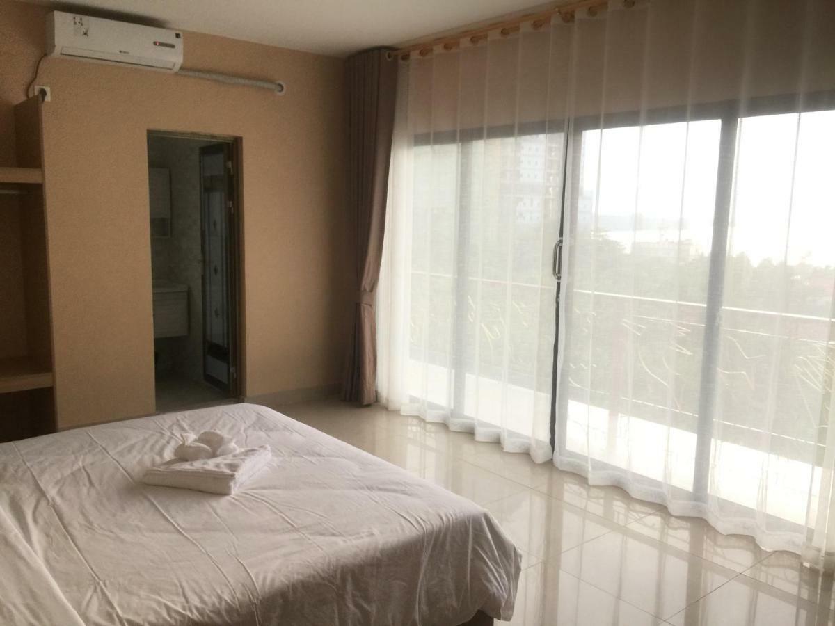 Golden Rooster Hotel Sihanoukville Esterno foto