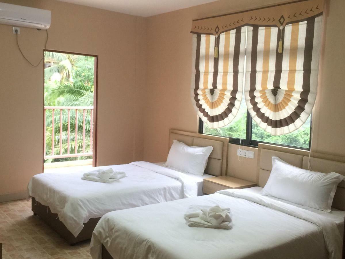 Golden Rooster Hotel Sihanoukville Esterno foto