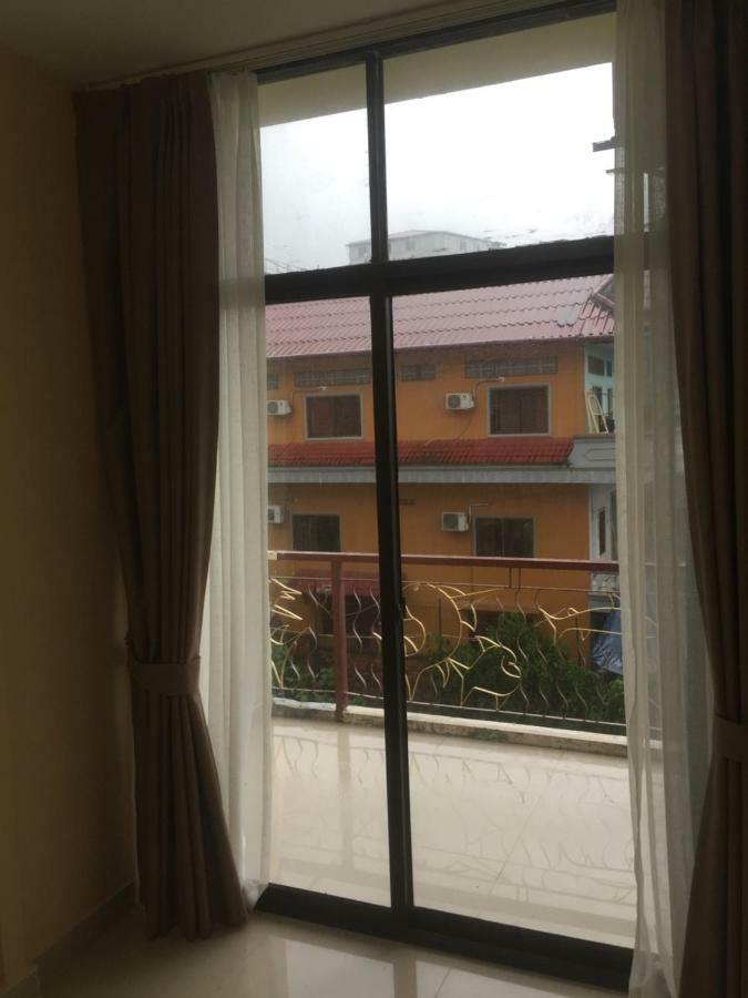 Golden Rooster Hotel Sihanoukville Esterno foto